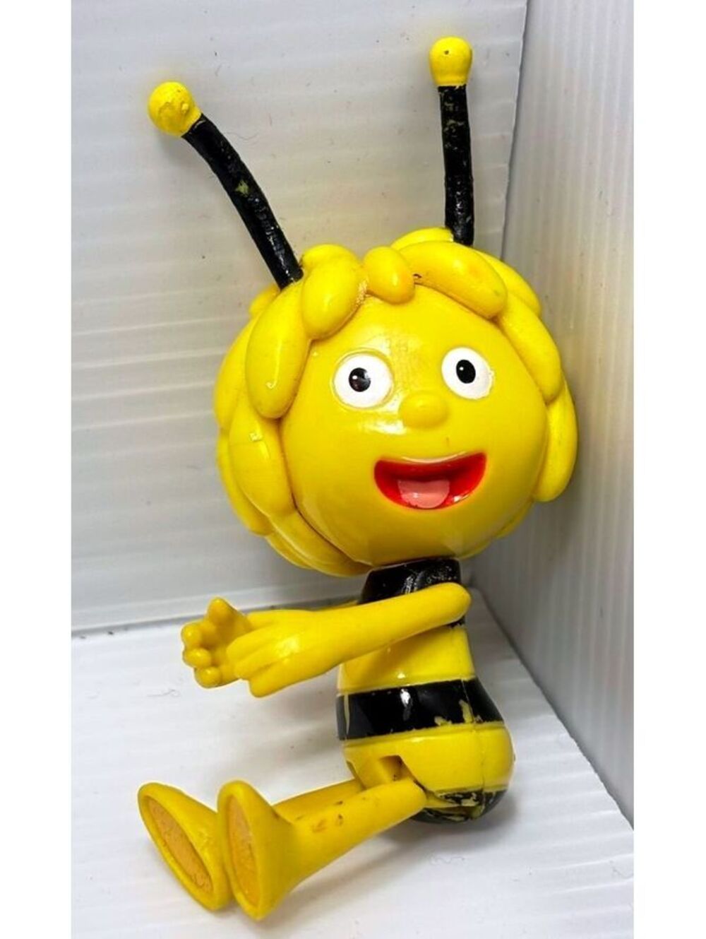 Vintage Maya The Bee Figurine Toy 4.5" Plastic Character Figure Missing Wings